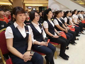 我與祖國同行——沈陽舉辦大型服務禮儀展演彰顯專業(yè)風采